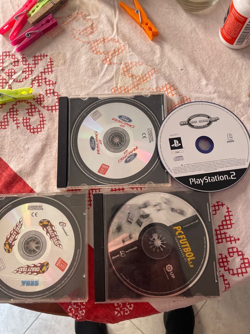 Lote Videojuegos PC y PS2: Ford, Crazy Taxi