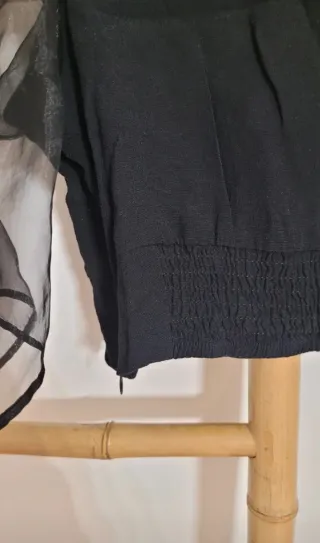 Top Bershka mangas abullonadas