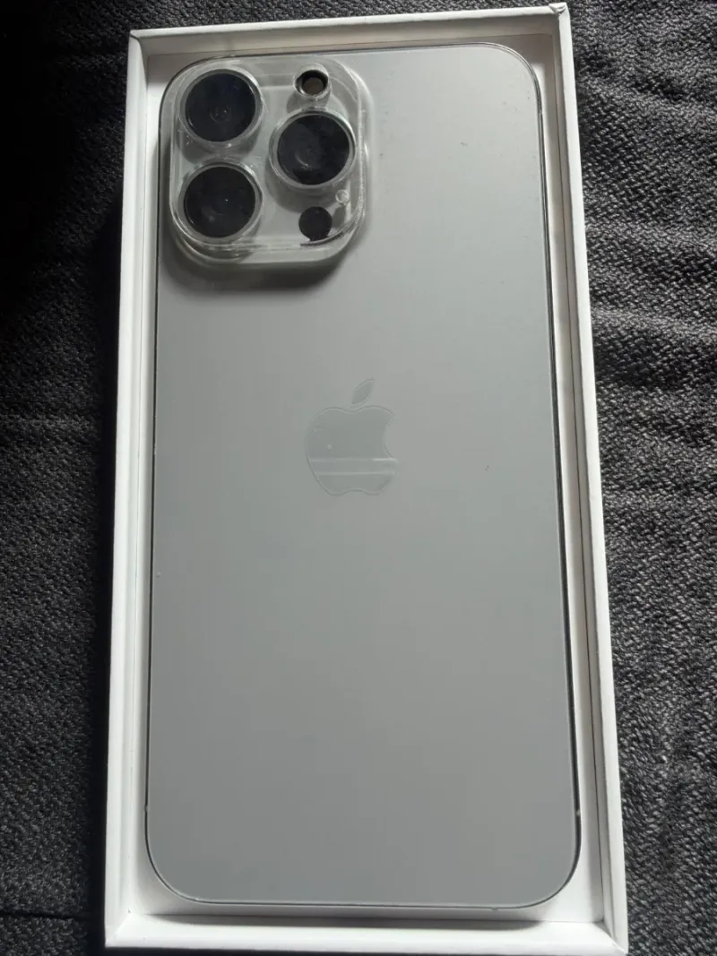 iPhone 15 Pro Max 512GB Plata