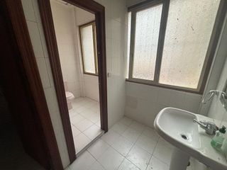 Local comercial en venta en Numancia - San Fernando en Santander