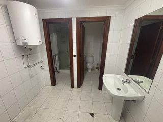 Local comercial en venta en Numancia - San Fernando en Santander