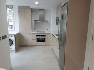 Piso en alquiler en Ensanche en Coruña (A)