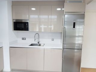 Piso en alquiler en Ensanche en Coruña (A)