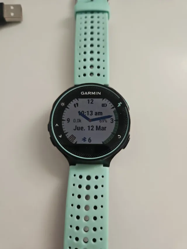 Garmin Forerunner 235 Verde