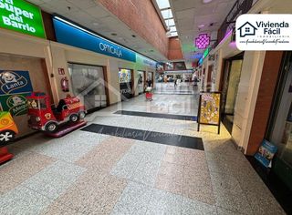 Local comercial en venta en Casco histórico de Vicálvaro en Madrid