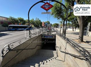 Local comercial en venta en Casco histórico de Vicálvaro en Madrid