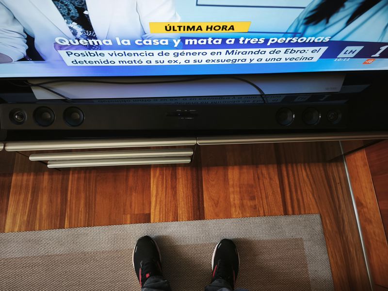 Barra de sonido LG SK100.100w afbeelding 2