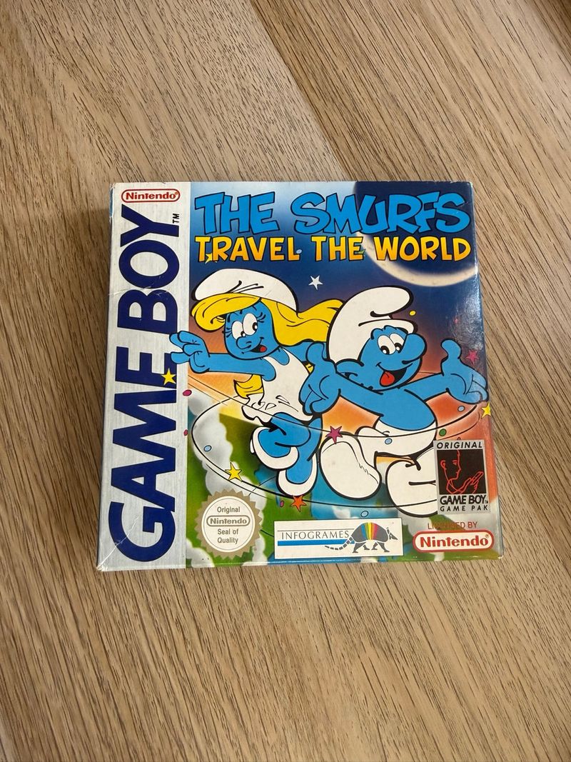 The Smurfs Travel the World Game Boy