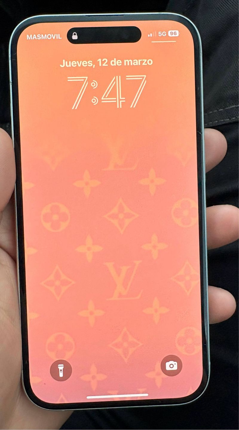 iPhone 16 blanco