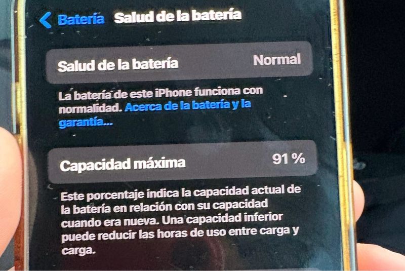 iPhone 16 blanco afbeelding 3