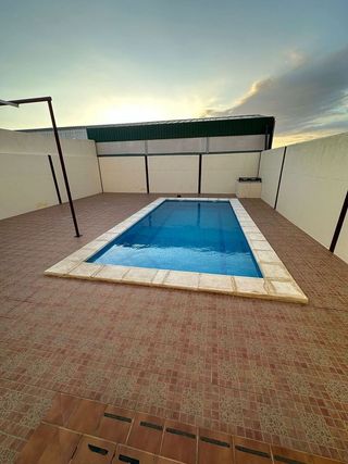 Bar en alquiler en Fuentes de Andalucía