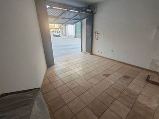 Local comercial en venta en Huétor Tájar