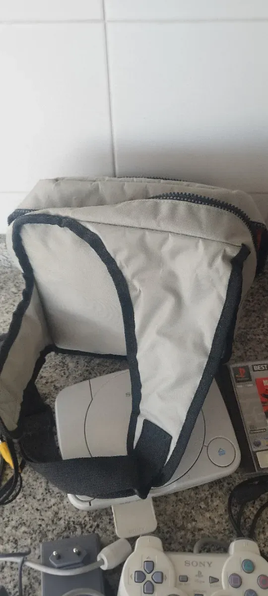 Consola Sony PS One con accesorios afbeelding 6