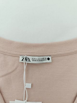 Camiseta rosa empolvado Zara