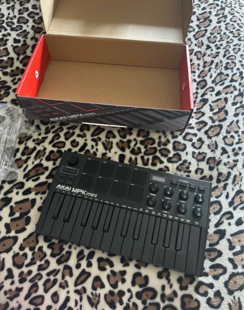 Akai MPK Mini controlador MIDI afbeelding 5