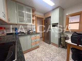 Piso en venta en Casagemes - Canyadó en Badalona