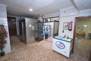 Local comercial en venta en Xàtiva