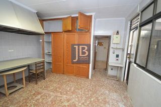 Local comercial en venta en Xàtiva