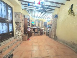 Casa adosada en venta en Linares