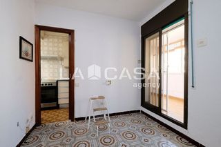 Ático en venta en La Prosperitat en Barcelona