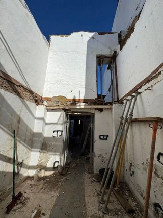 Casa adosada en venta en Santiponce