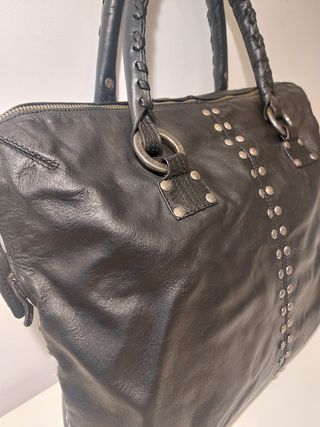 Bolso Machine by Bassico de piel nuevecito negro