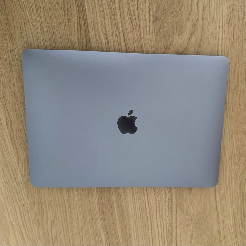 MacBook Air 13 2019 Gris Espacial afbeelding 3
