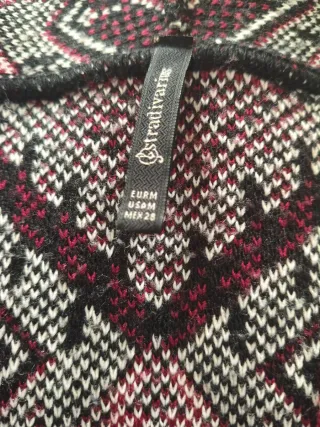 Lote de ropa de tallas grandes.