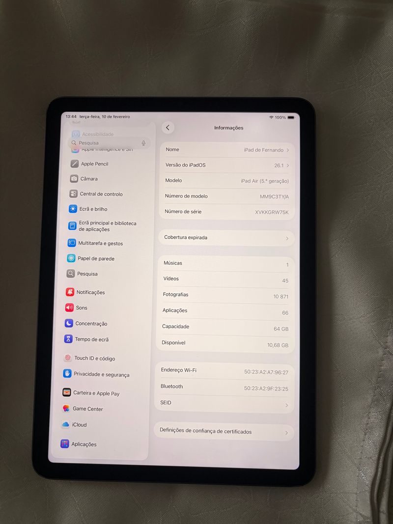 iPad Air 5ª Generación 64GB + Funda Apple afbeelding 2