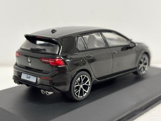 Volkswagen Golf R escala 1/43