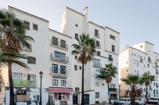 Piso en venta en Puerto Banús en Marbella