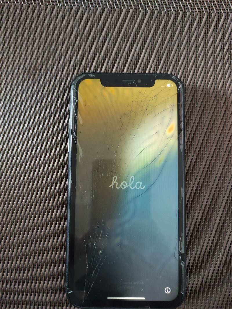 iPhone XR Apple