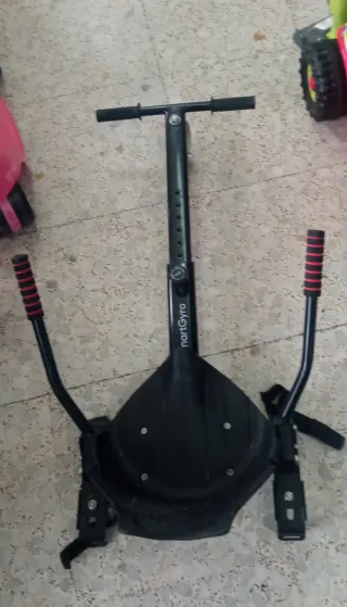 Hoverboard eléctrico con asiento