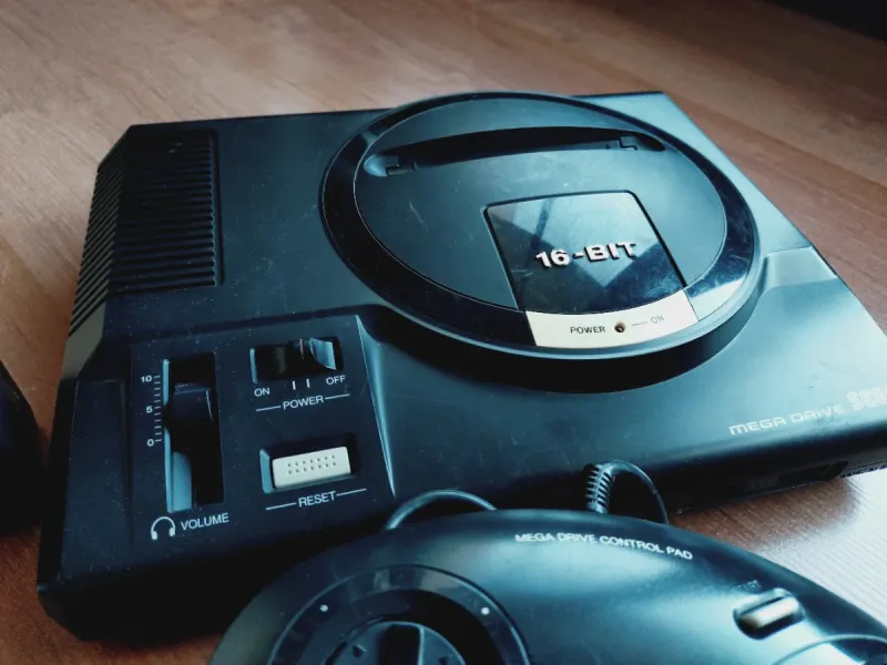 Consola Sega Mega Drive con cable RGB afbeelding 2