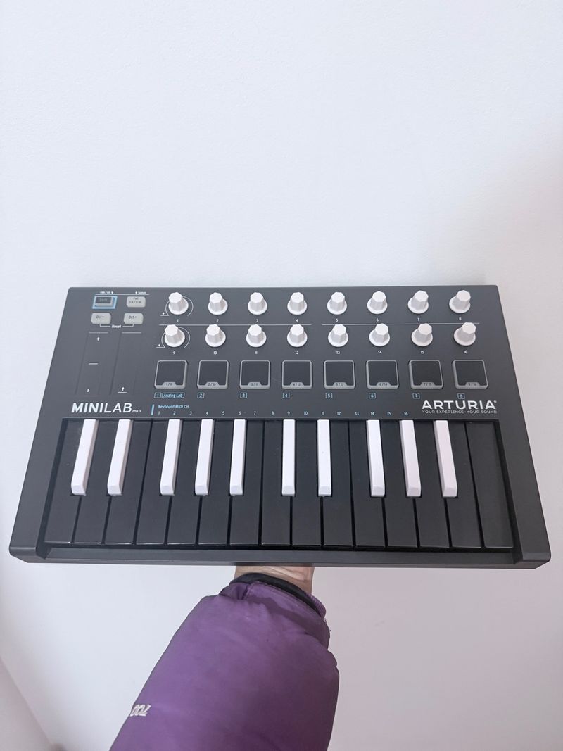 Arturia Minilab mkii Inverted Teclado MIDI