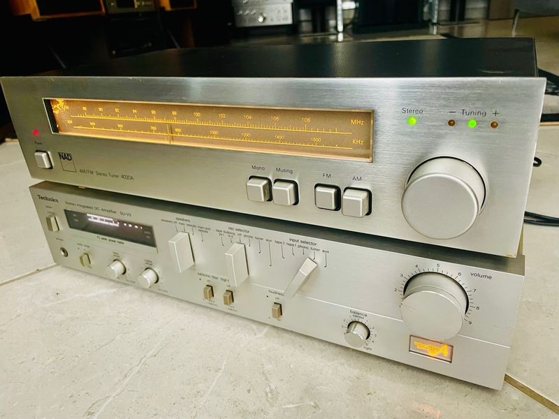 AMPLIFICADOR TECHNICS Y SINTONIZADOR NAD afbeelding 2