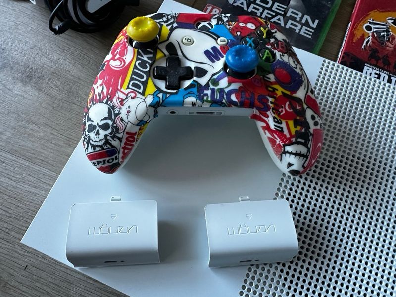 Xbox One S + Mando + Cascos + 2 Juegos afbeelding 4
