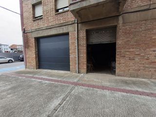 Local comercial en venta en Santa Clara-Caputxins-Hospital en Vic