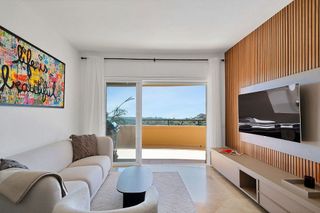 Piso en venta en Elviria en Marbella