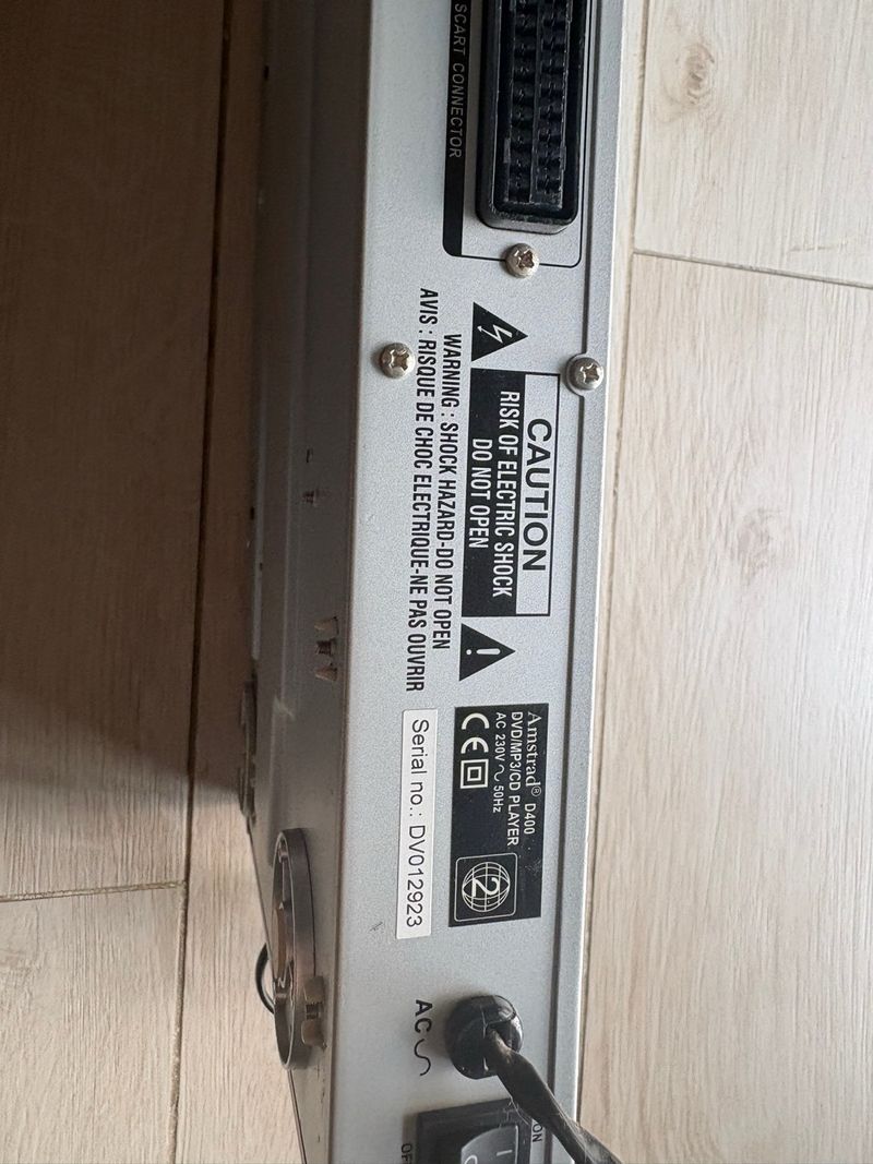 Reproductor de DVD Amstrad en funcionamiento afbeelding 4
