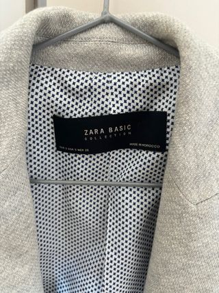 Chaqueta Zara Gris
