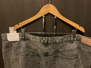 Pantalón vaquero mujer gris