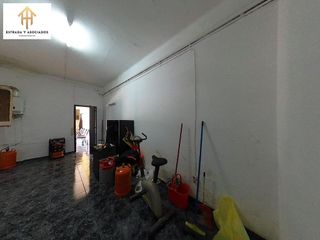 Local comercial en venta en Les Planes en Hospitalet de Llobregat, L´