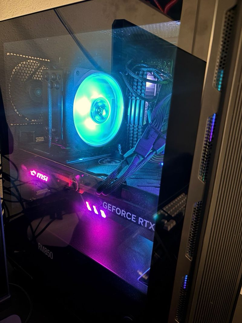 PC Gaming Sobremesa RGB afbeelding 3