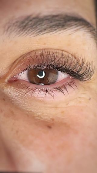 Extensiones de pestañas