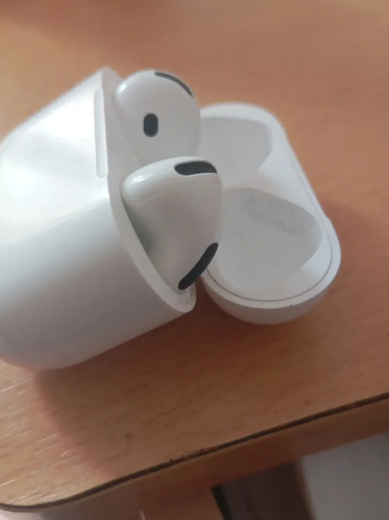 Airpods Apple 4.