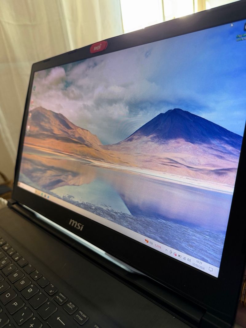 MSI GE63 Raider Gaming Laptop i7 GTX afbeelding 4