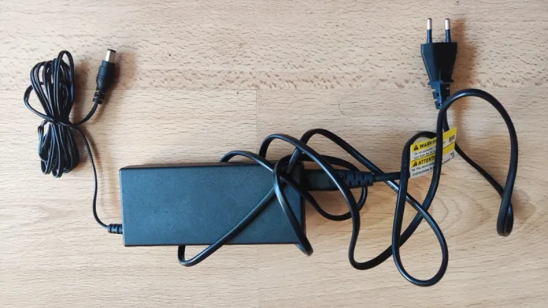 Adaptador AC/DC Liteon 220V a 12V 2.5A