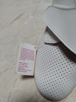 Calzado Sanitario Pamol Blanco Velcro