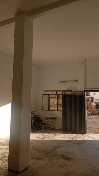Local comercial en venta en La Herradura en Almuñécar
